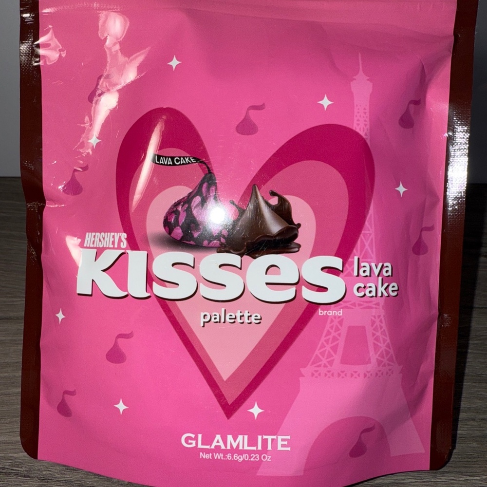 Glamlite Hershey Kisses LAVA CAKE 6 Pan Eyeshadow Palette PINK NEW RARE SEALED